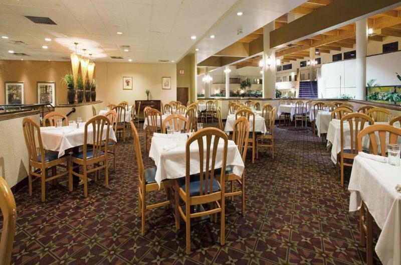 Ramada Inn Lafayette Conference Center Restoran foto